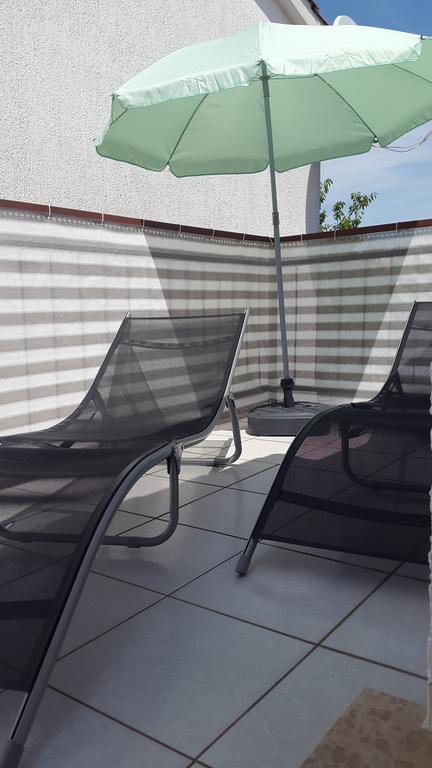 New Lux Apartman Kala ポレッチ エクステリア 写真