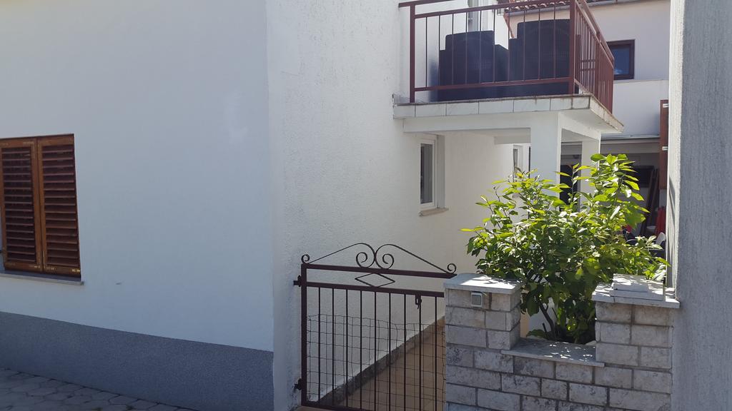 New Lux Apartman Kala ポレッチ エクステリア 写真