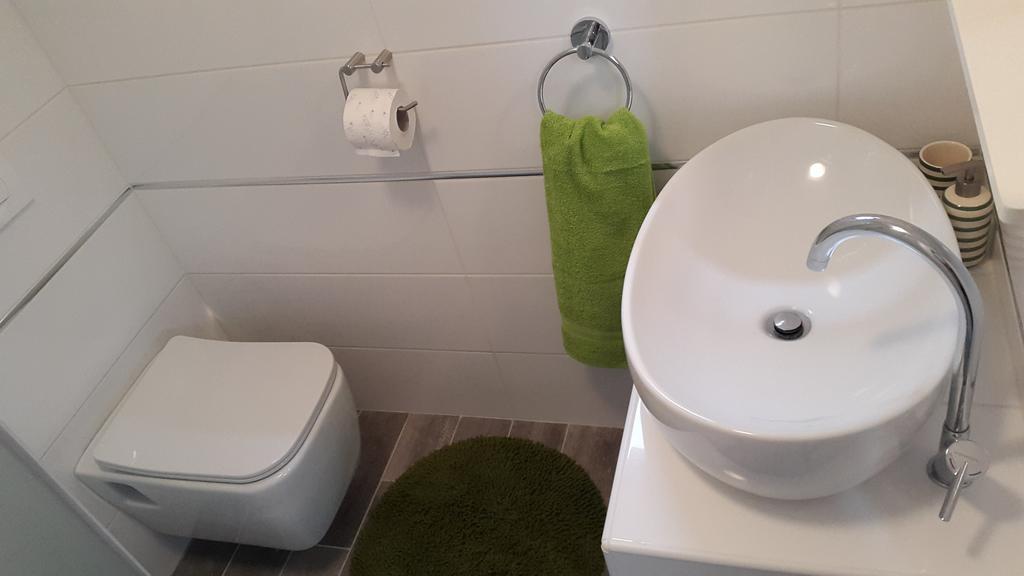 New Lux Apartman Kala ポレッチ エクステリア 写真